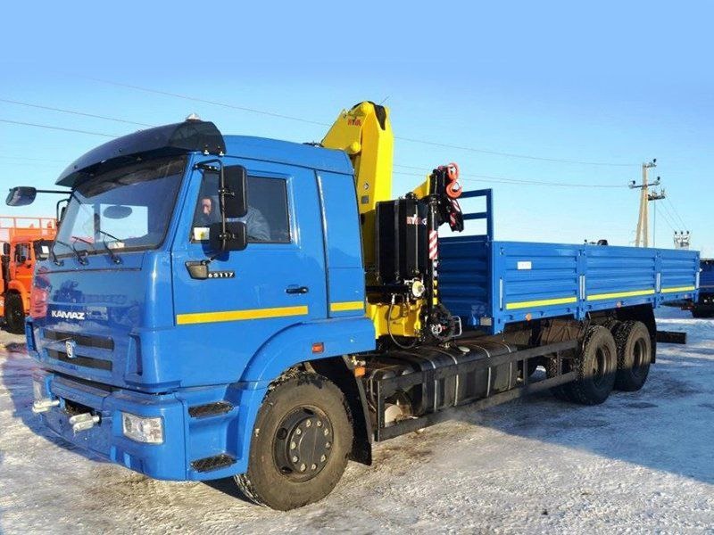 Самосвал камаз 65117 с КМУ HYVA HST8E4